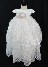 Load image into Gallery viewer, Juliette  - Gown with Bonnet (Ropon Style)
